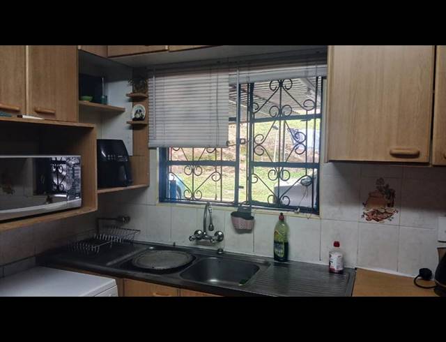 3 BEDROOM HOUSE FOR SALE IN MOORTON